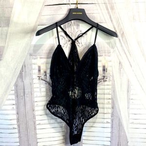 NWT BLACK LACE BODYSUIT